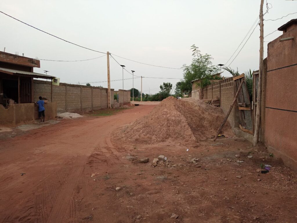 photo_6048562946893789728_y