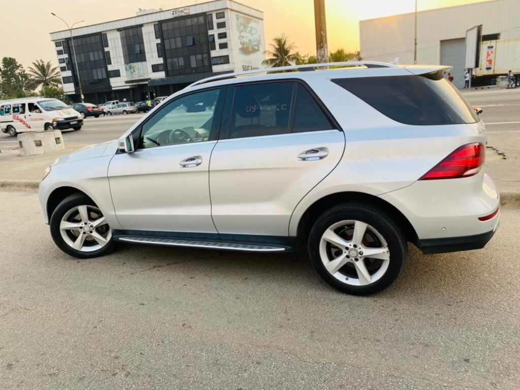 5B850AF1-D4E0-4BEC-A224-801B04917B89