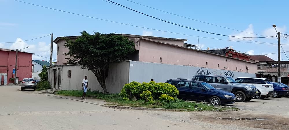 A29CC818-0CD1-47B9-9C75-3BD64B0F1823