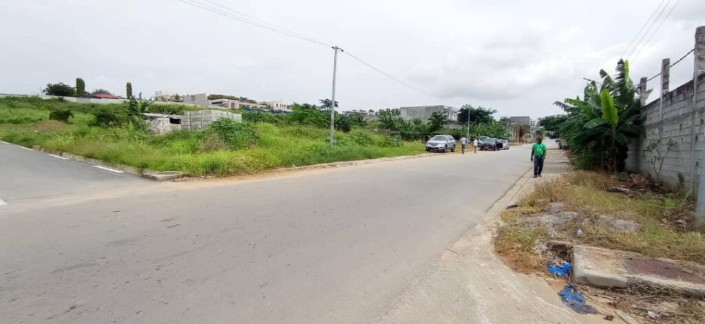 6000m2-au-golf4-beverly4