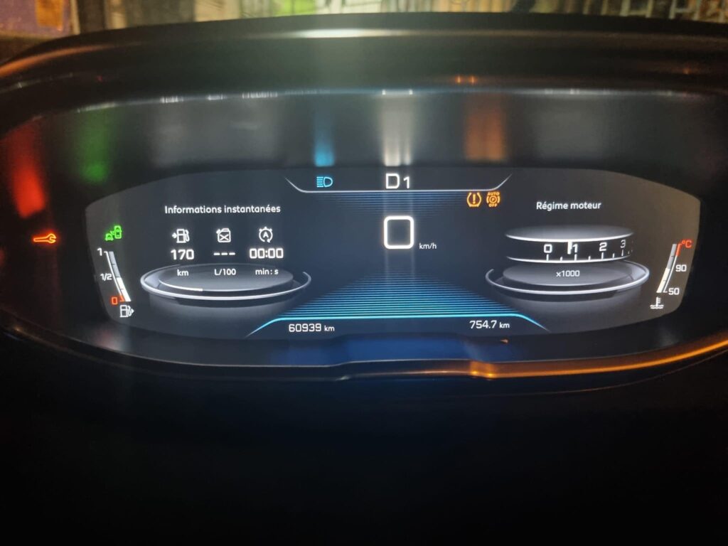 D5BD0C27-8DED-44D2-B45E-389B674F3A63