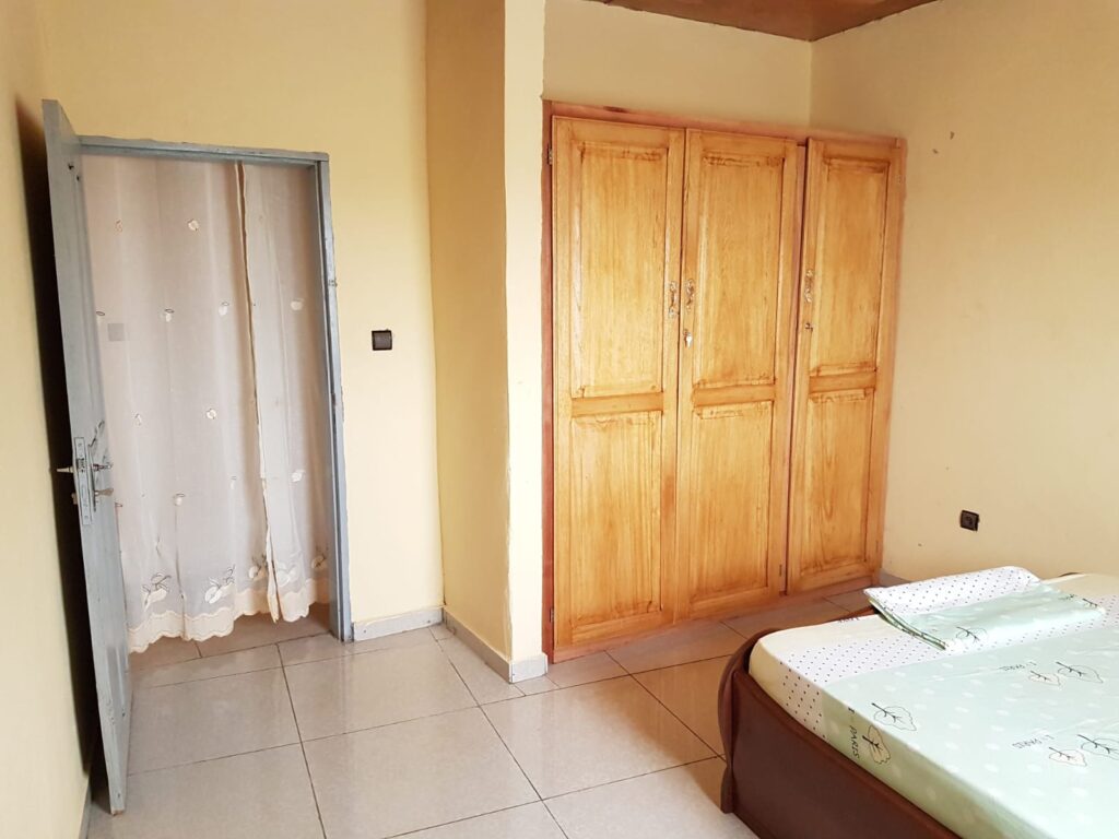 DAE9CDC3-61FB-4773-A026-2BF800B6D5F5