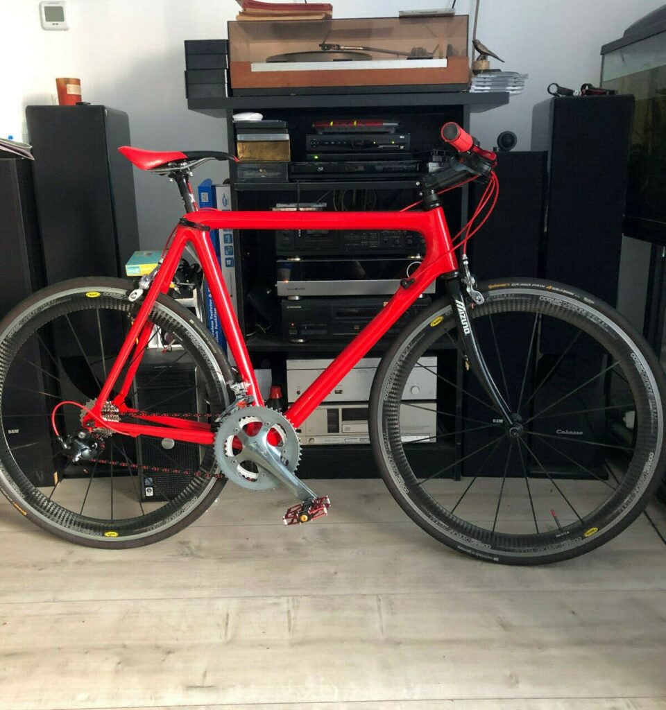 a40ba425-1a8f-43c8-bee6-50614d568b60