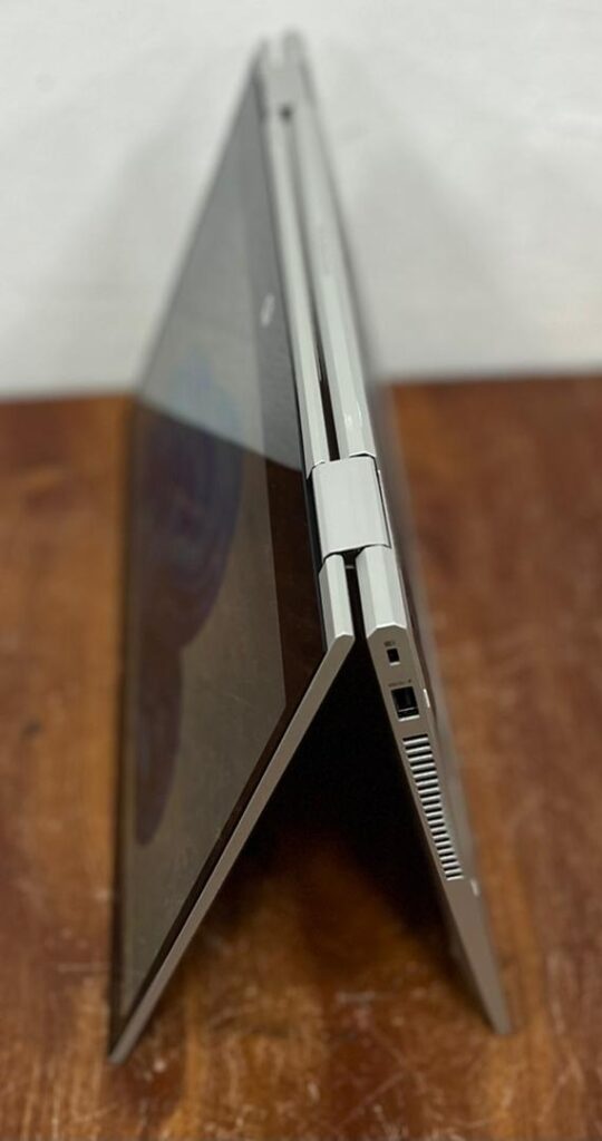 0fe93dee-93a0-4ade-8627-d425423ea1e0