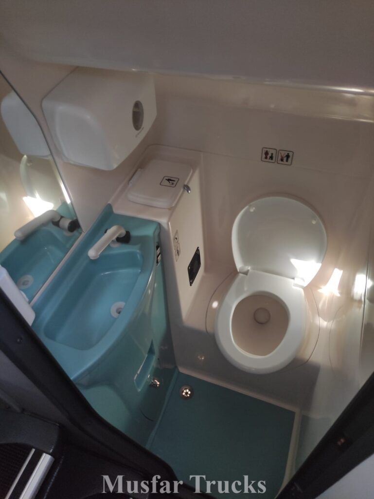 92b8811d-19b6-4376-b344-6e029f0a531b