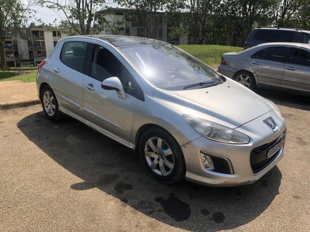 E6A9AB8F-3F94-4CD5-B24D-F881EBE53C1C