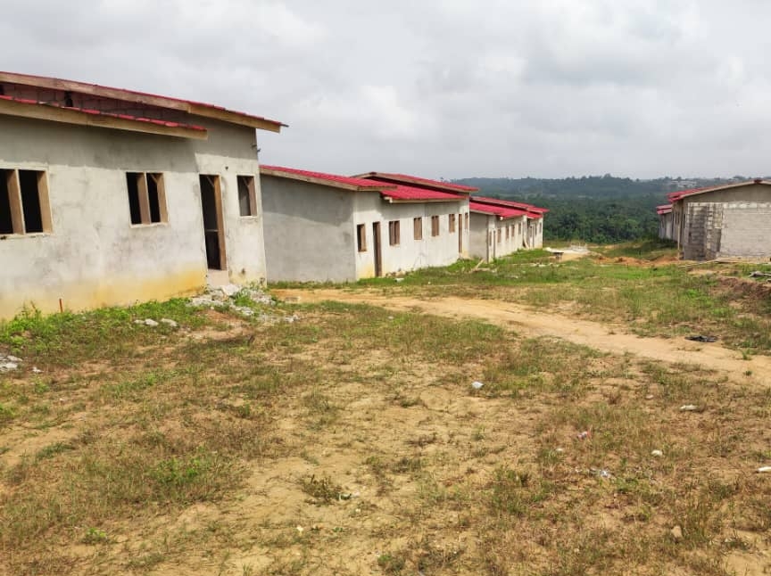 49fb6015-d750-4ac2-abdf-39085bae0999