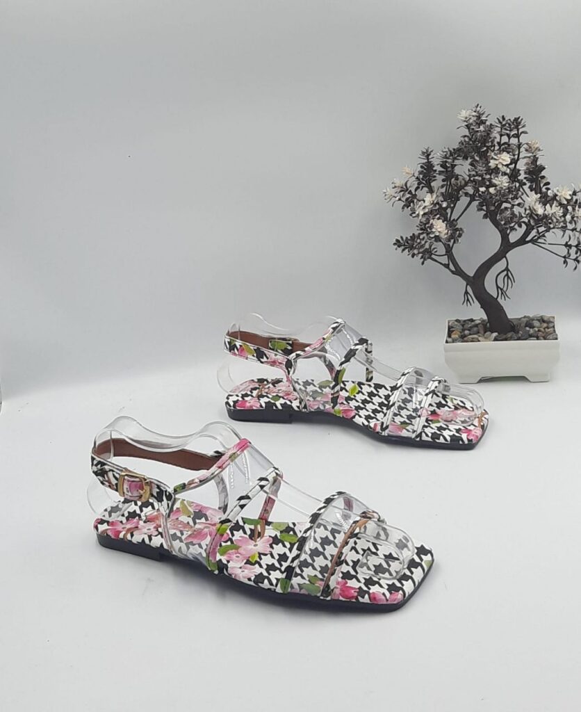 F696CCF6-6840-420C-9499-E04CCF141E28