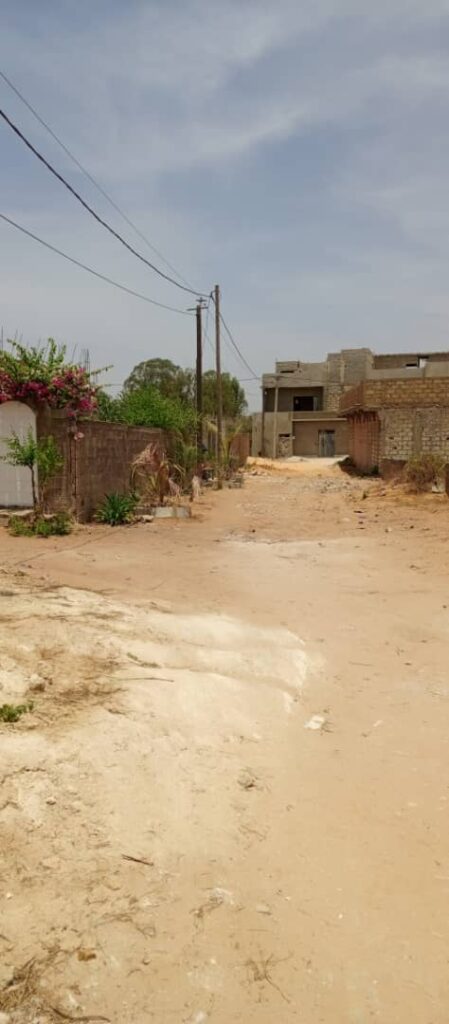 terrain-de-500-m2-a-saly-diacksao-3