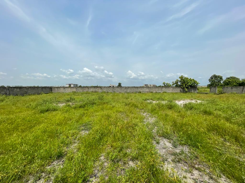 GRAND-BASSAM-TERRAIN-875-M2-6-1