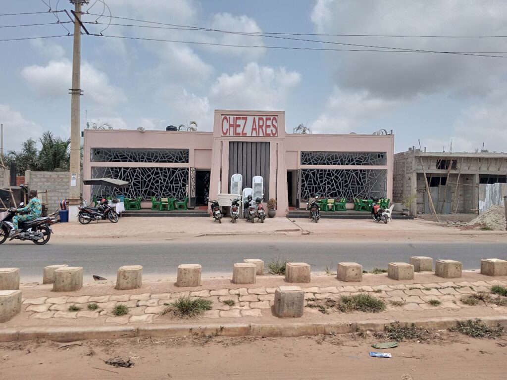 photo_5778575401382166796_y-Copie