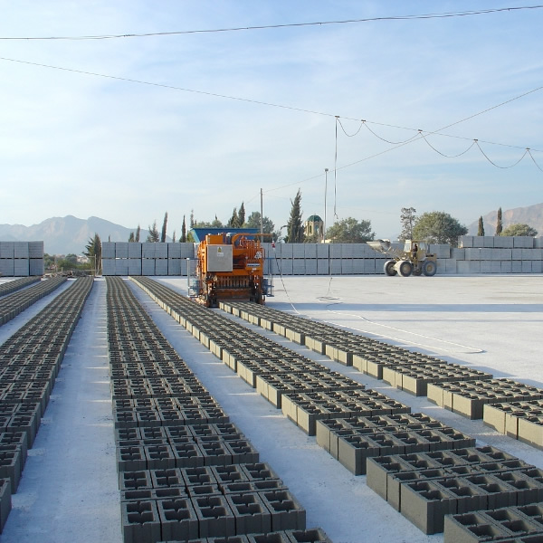 pondeuse_de_brique_pondeuse_de_parpaing_03