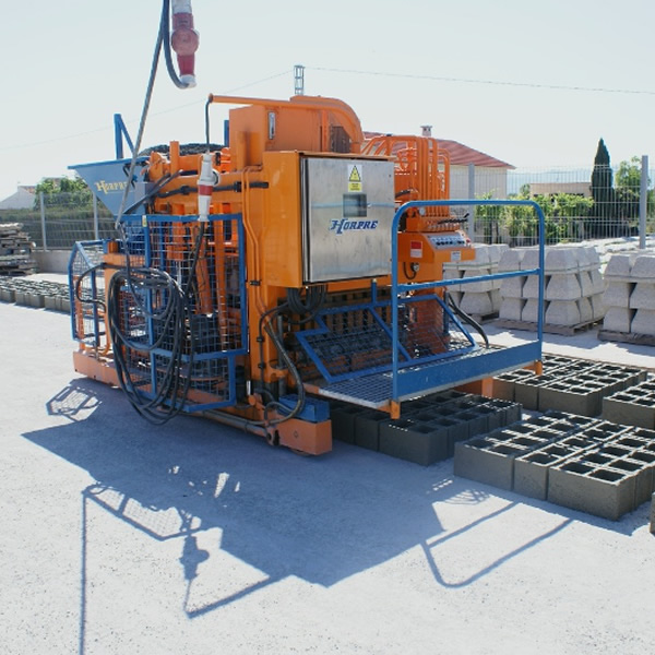 pondeuse_de_brique_pondeuse_de_parpaing_04