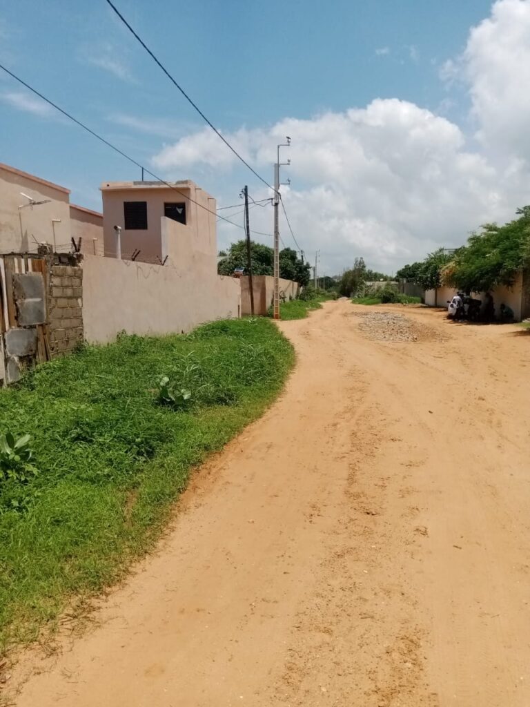 un-lot-de-terrains-de-300-m2-a-guereo-3-A