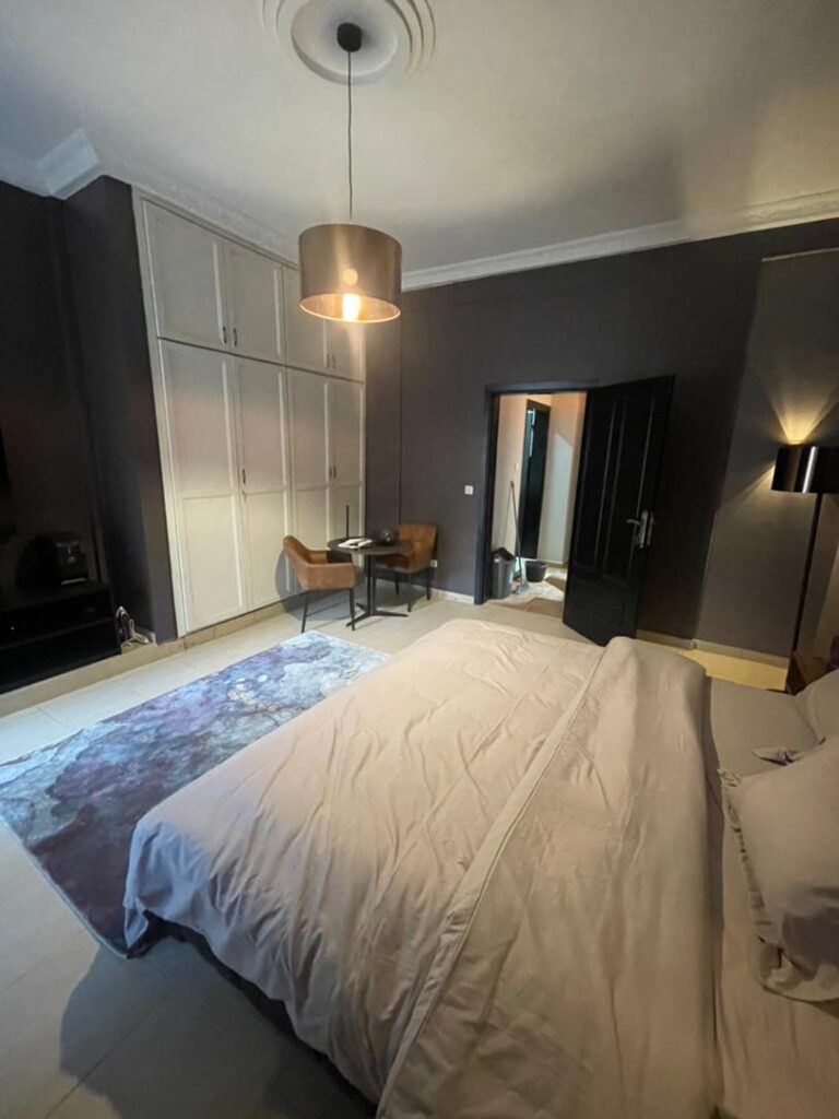 03CCE075-5DE1-4673-8B66-24CA212577A8