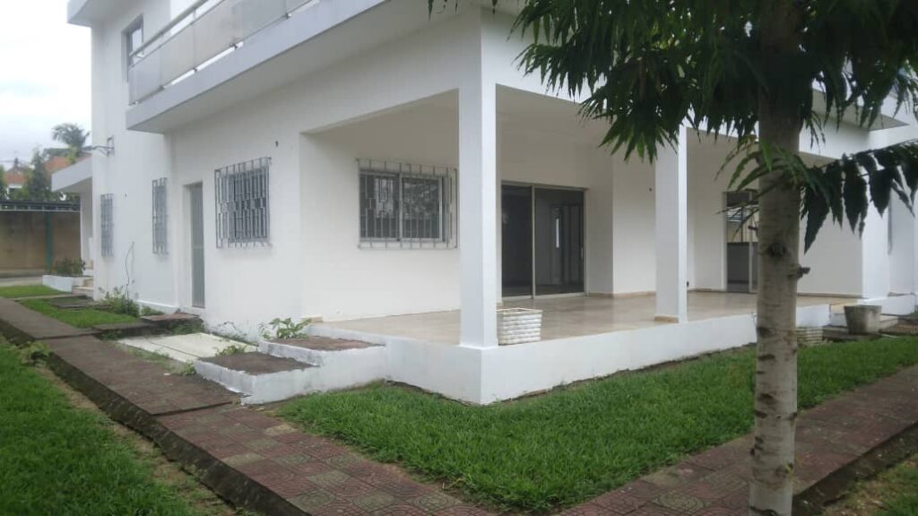 6B59FB69-3AB4-4F7A-96ED-3816CEC20808