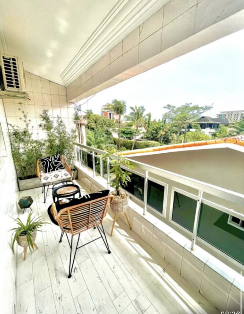 964C242A-7715-4BA7-8172-6704A1F93E3E