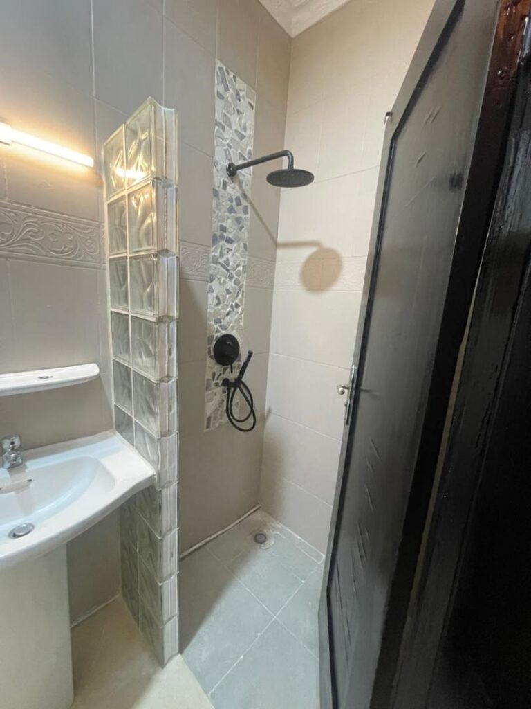 EBA3F73E-A44F-41FA-A2FF-8695AE44292E