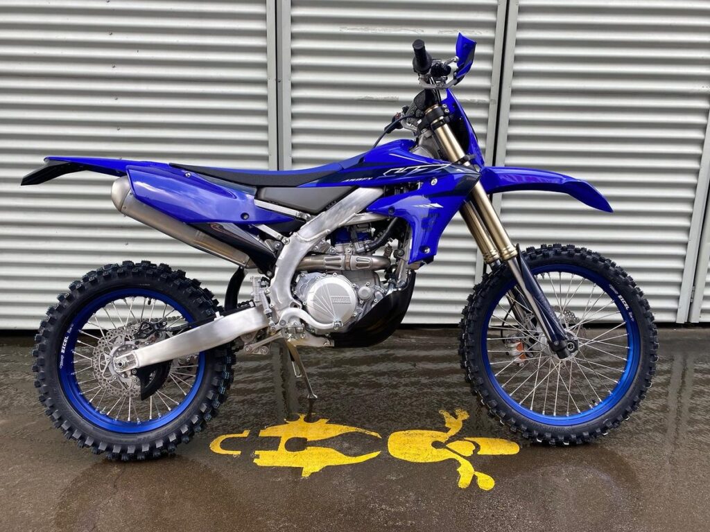 2023-YAMAHA-YZ450FX-Dirtbike1
