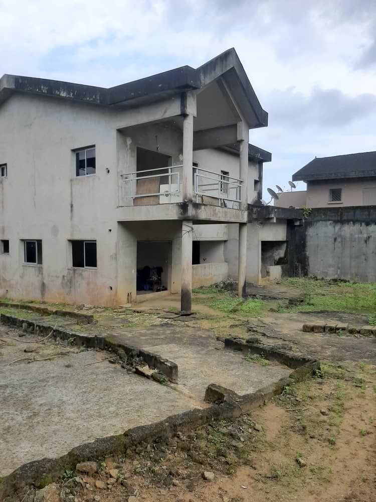 BDE9C339-793E-49C0-A0A6-C88DE10B86FB