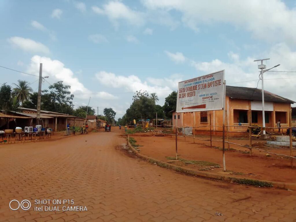 photo_5850513410645671437_y