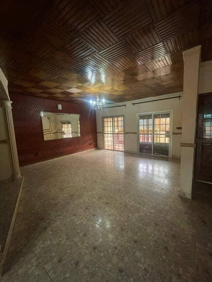 VILLA-NKOLMESSENG-200-MIL-4C-4D