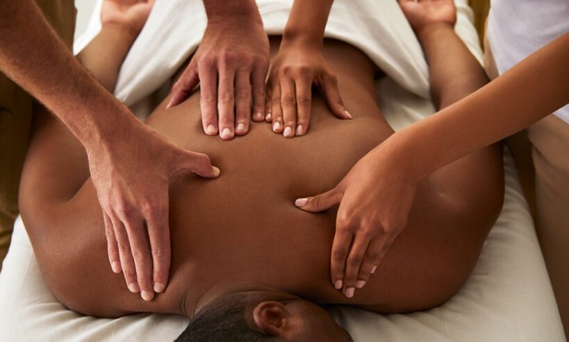 4-Hands-Massage