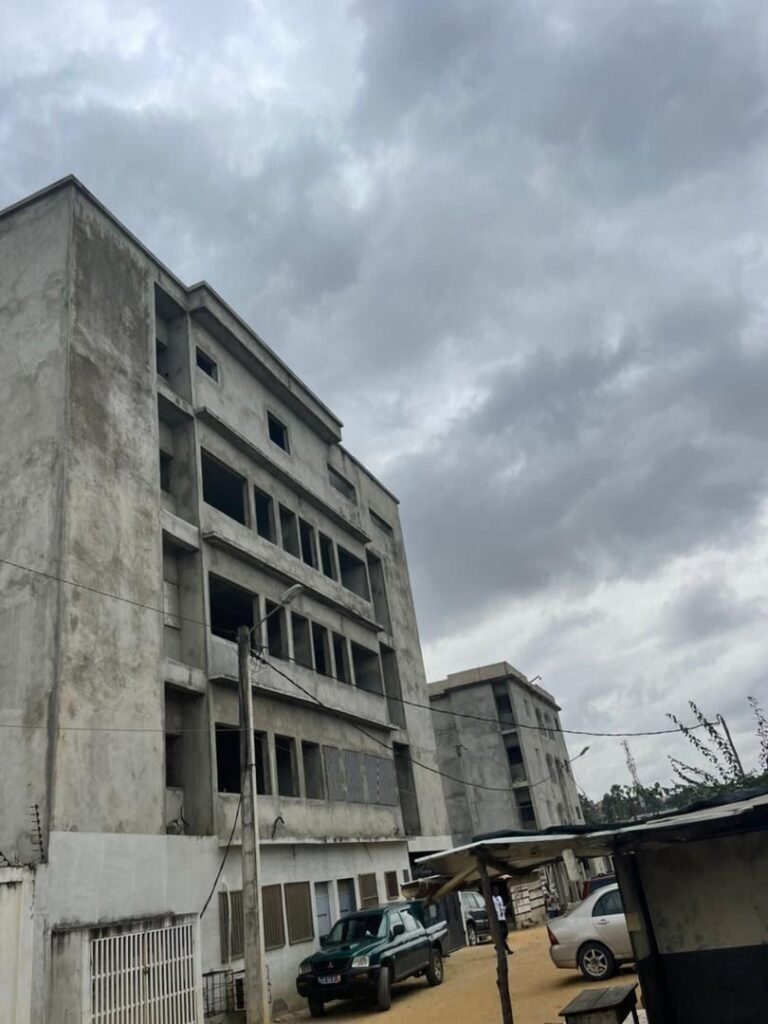 d7ab0995-9c86-4f0f-afaf-da7695bcafbc