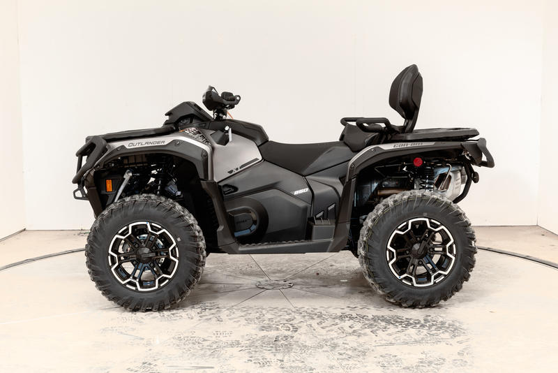 2025-Can-Am-Outlander-MAX-XT-8504