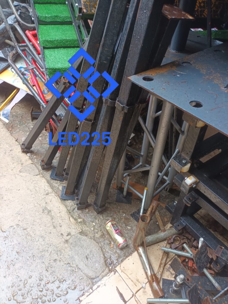 Picsart_25-02-10_19-44-56-482