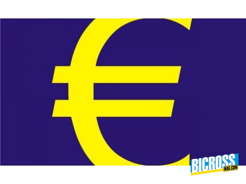 0021a8828ea9f679b70052713f9397e8165104690414-2