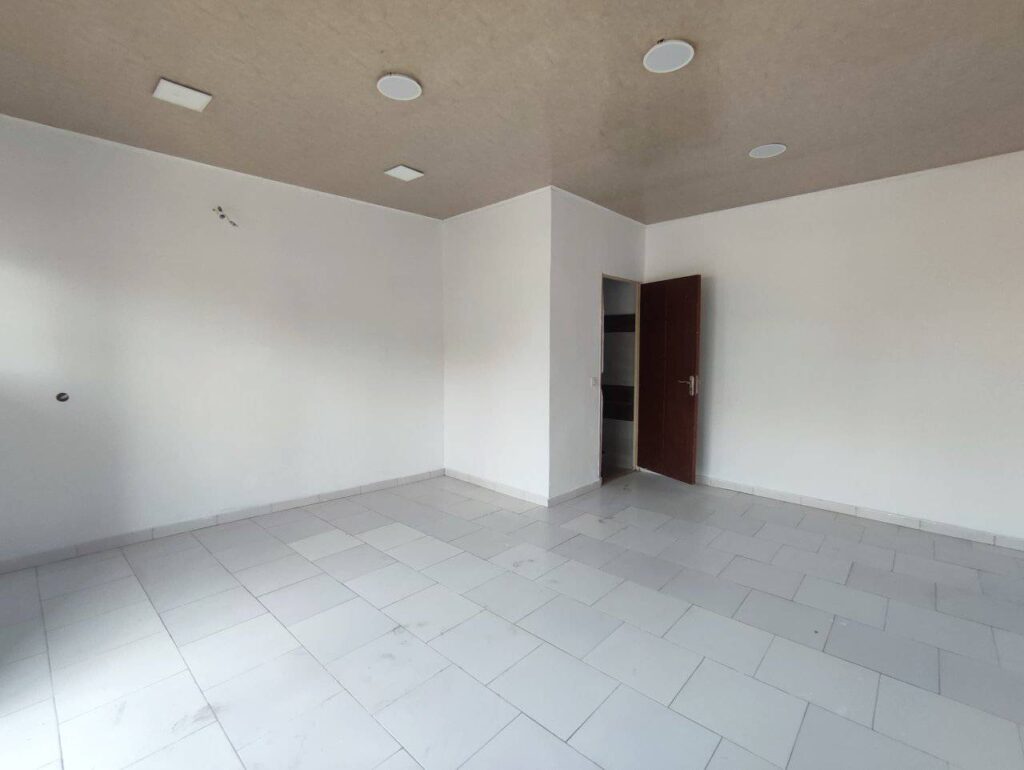 487531327_1739754650086655_932773489907535847_n