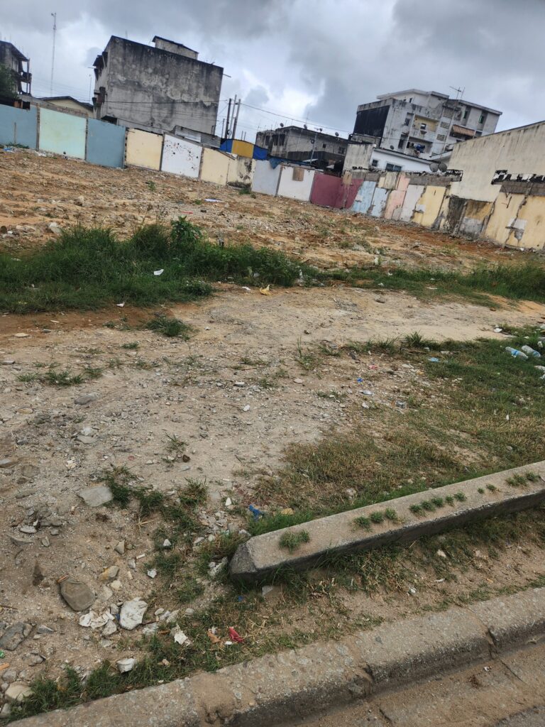 1200m2-terrain-maroc3