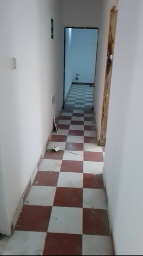 953de7af-a092-49bb-b924-a673d9946732